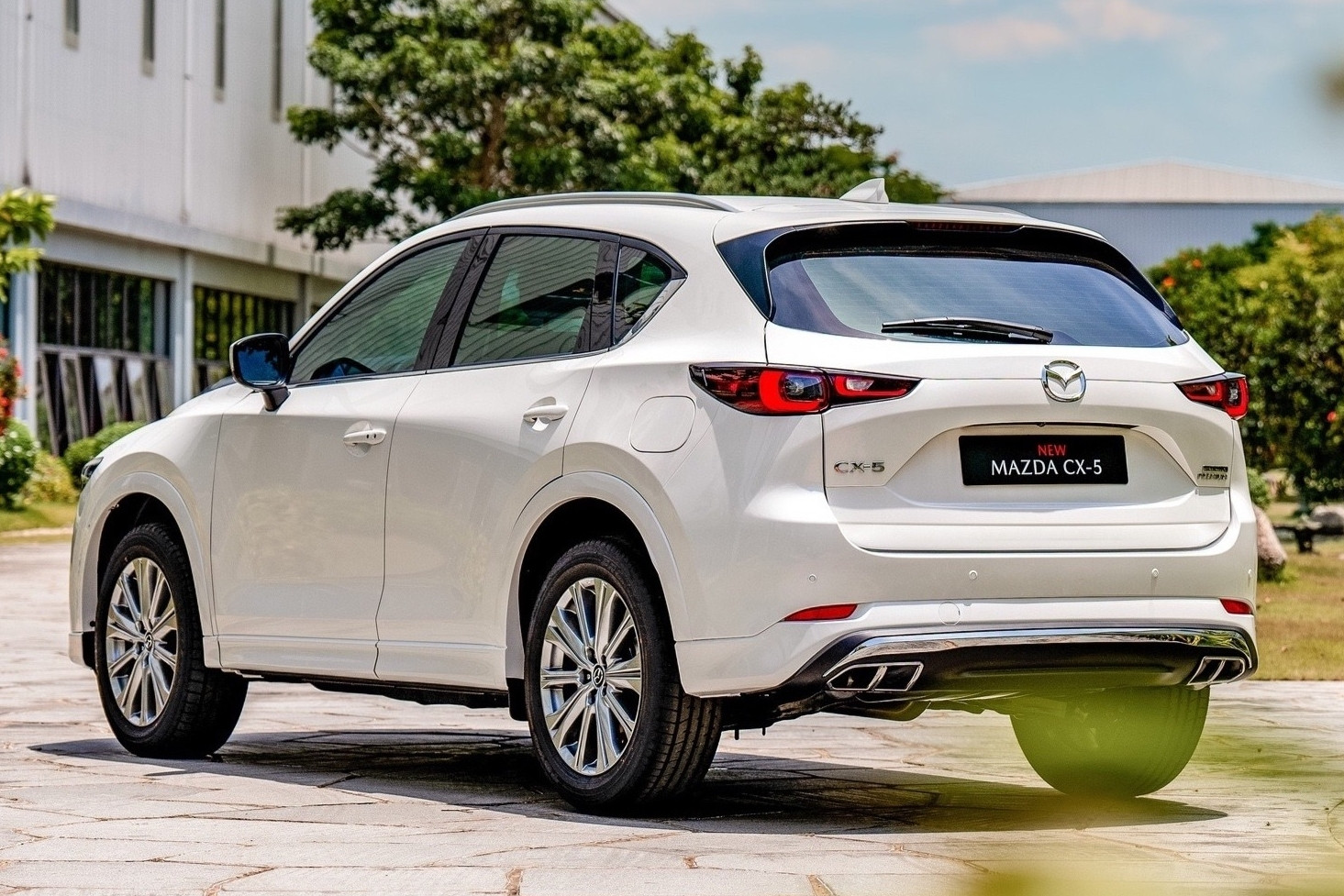 Xe đa dụng cỡ trung tháng 2/2026: Mazda CX-5 suýt bị mẫu xe Việt vượt mặt