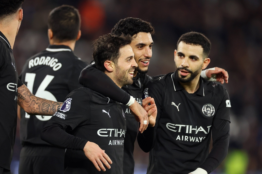 Nóng BXH Ngoại hạng Anh 2025/26 - Vòng 30: Man City giương cờ trắng với Arsenal