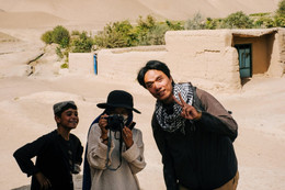 https://static-images.vnncdn.net/vps_images_publish/000001/000003/2026/3/15/afghanistan5-3728.jpg