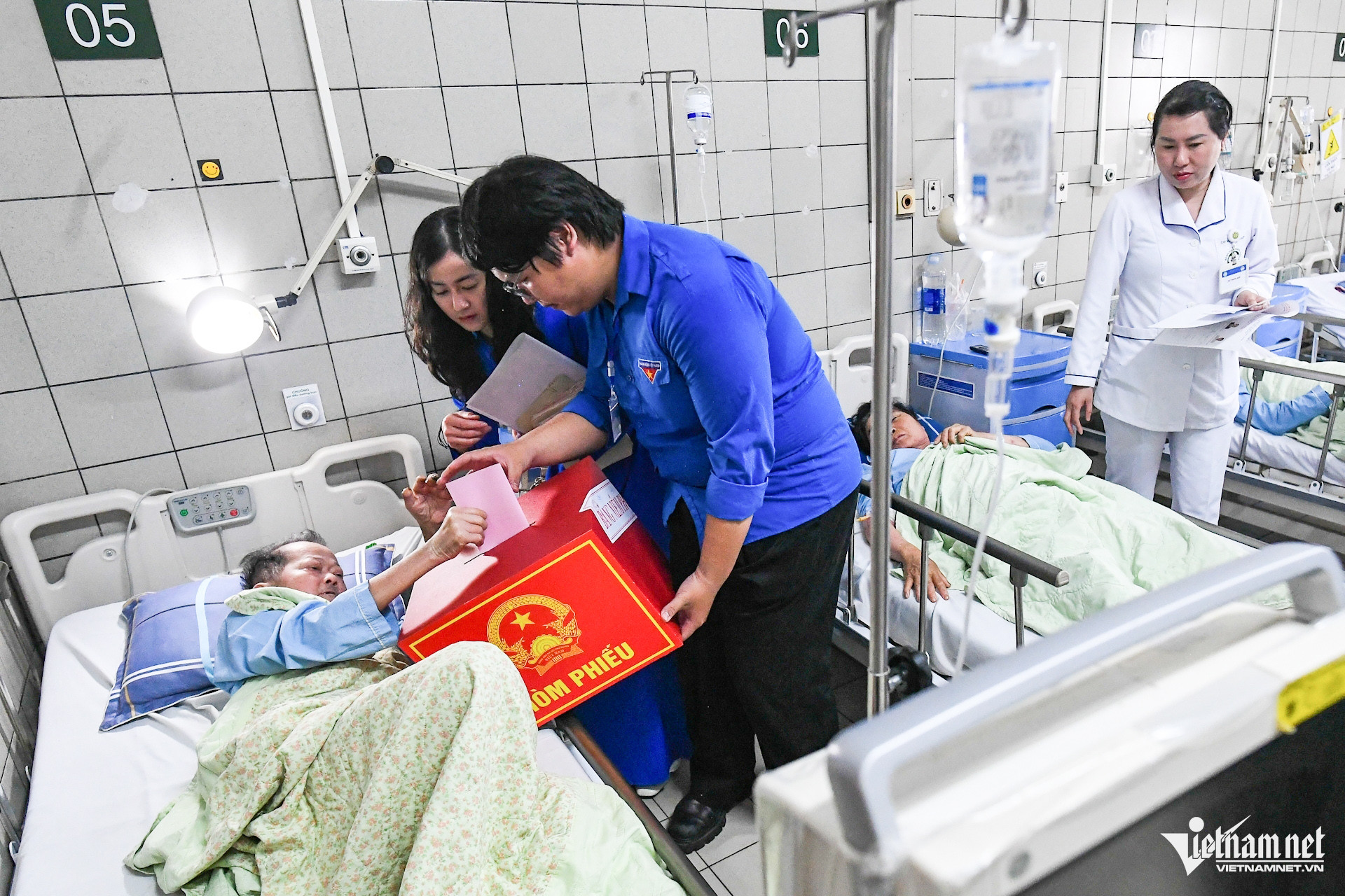 bau cu bach mai 26jpg 1297.jpg