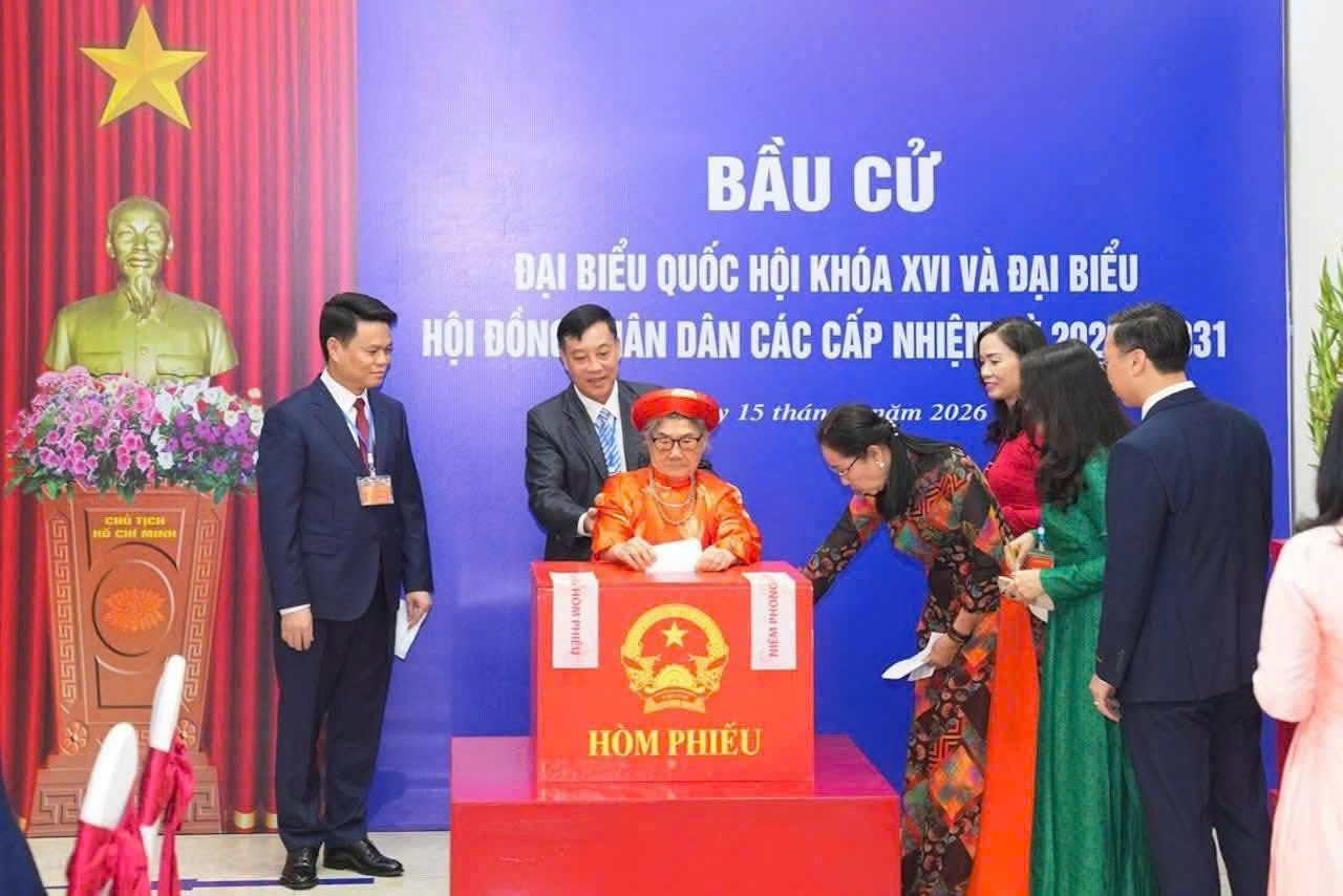 bầu cử s 96.jpeg