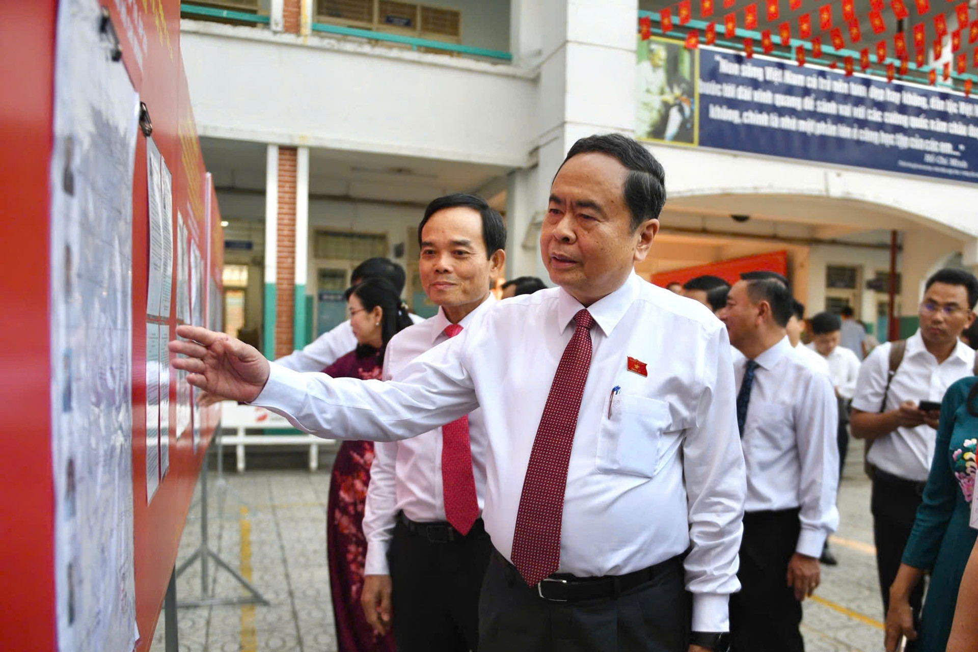  Chủ tịch Quốc hội: Chọn người có đức, tài, tâm, tầm 