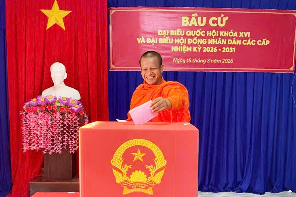 Cử tri các tôn giáo tích cực tham gia ngày hội toàn dân