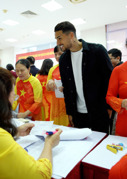 hoang hen 1.jpg