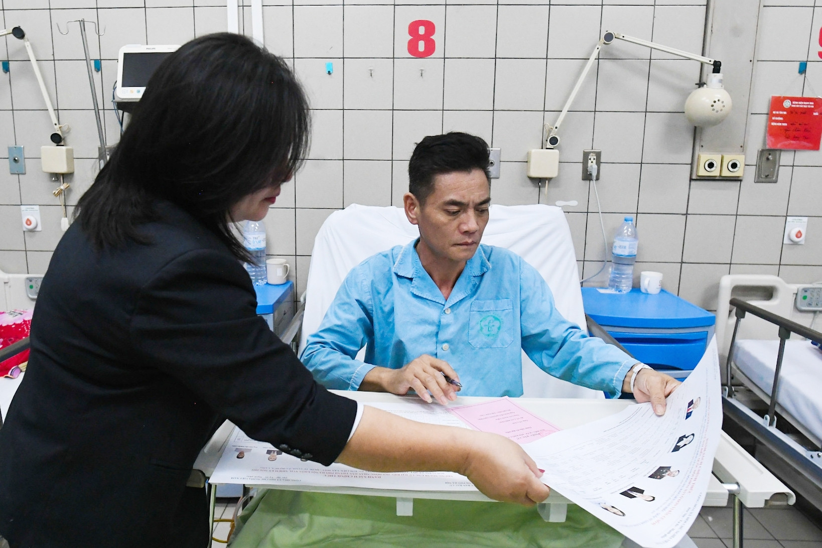 Những lá phiếu đặc biệt từ phòng cấp cứu