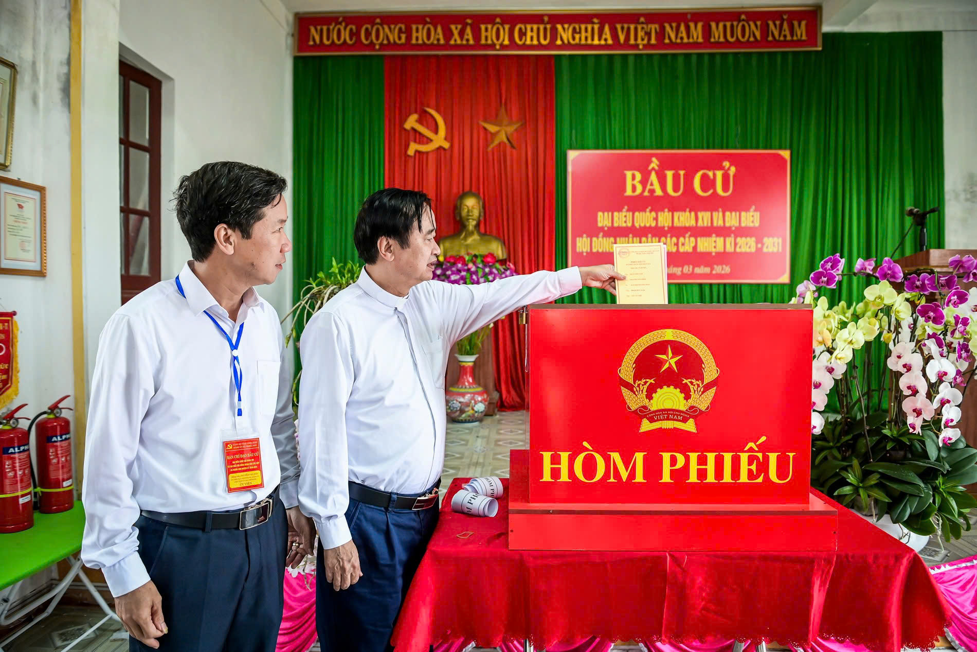 https://vms-files.vietnamnet.vn/vps_images_publish/000001/000003/2026/3/15/ninh-binh-2-526.jpg