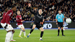 resources_premierleague_pulselive_com 2026 03 14T213157Z_363622269_UP1EM3E1NT8U2_RTRMADP_3_SOCCER ENGLAND WHU MCI (2).jpg