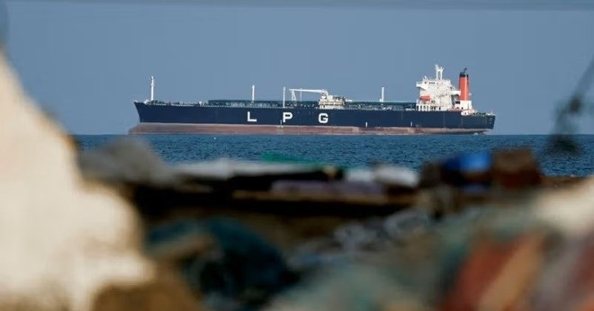 Trung Quốc lên tiếng khi Mỹ kêu gọi các nước đưa tàu chiến tới eo biển Hormuz