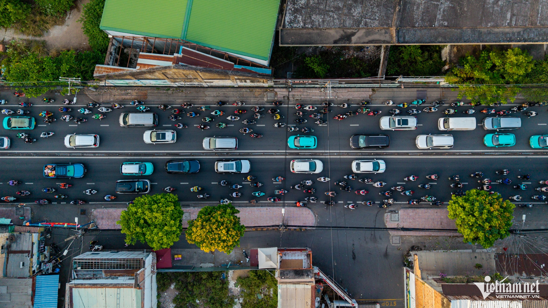 W-Đường Nguyễn Tất Thành tối Tuấn Hùng 17.jpg