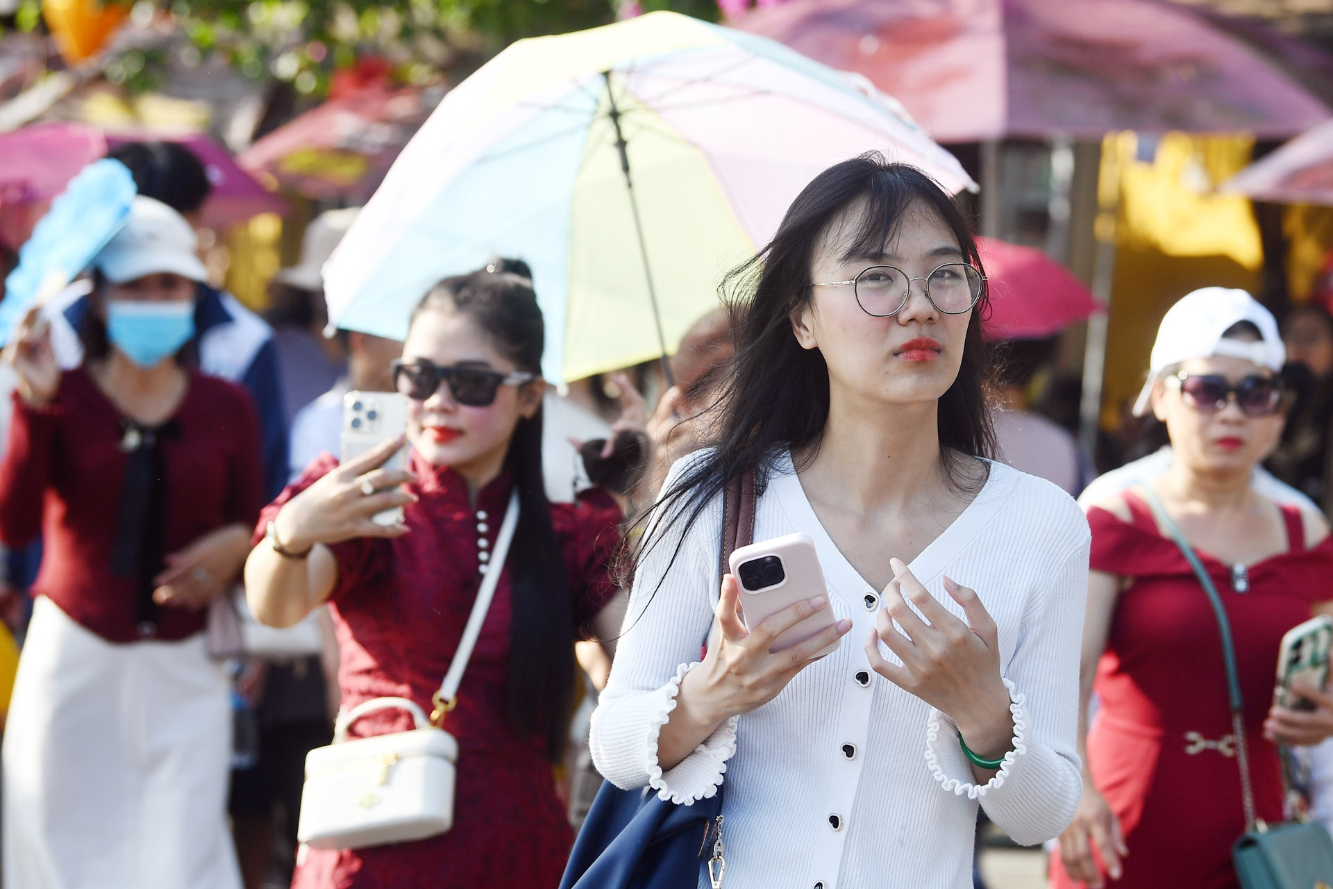 Dự báo thời tiết 17/3/2026: Miền Bắc nắng kéo dài, Hà Nội chạm ngưỡng 28 độ