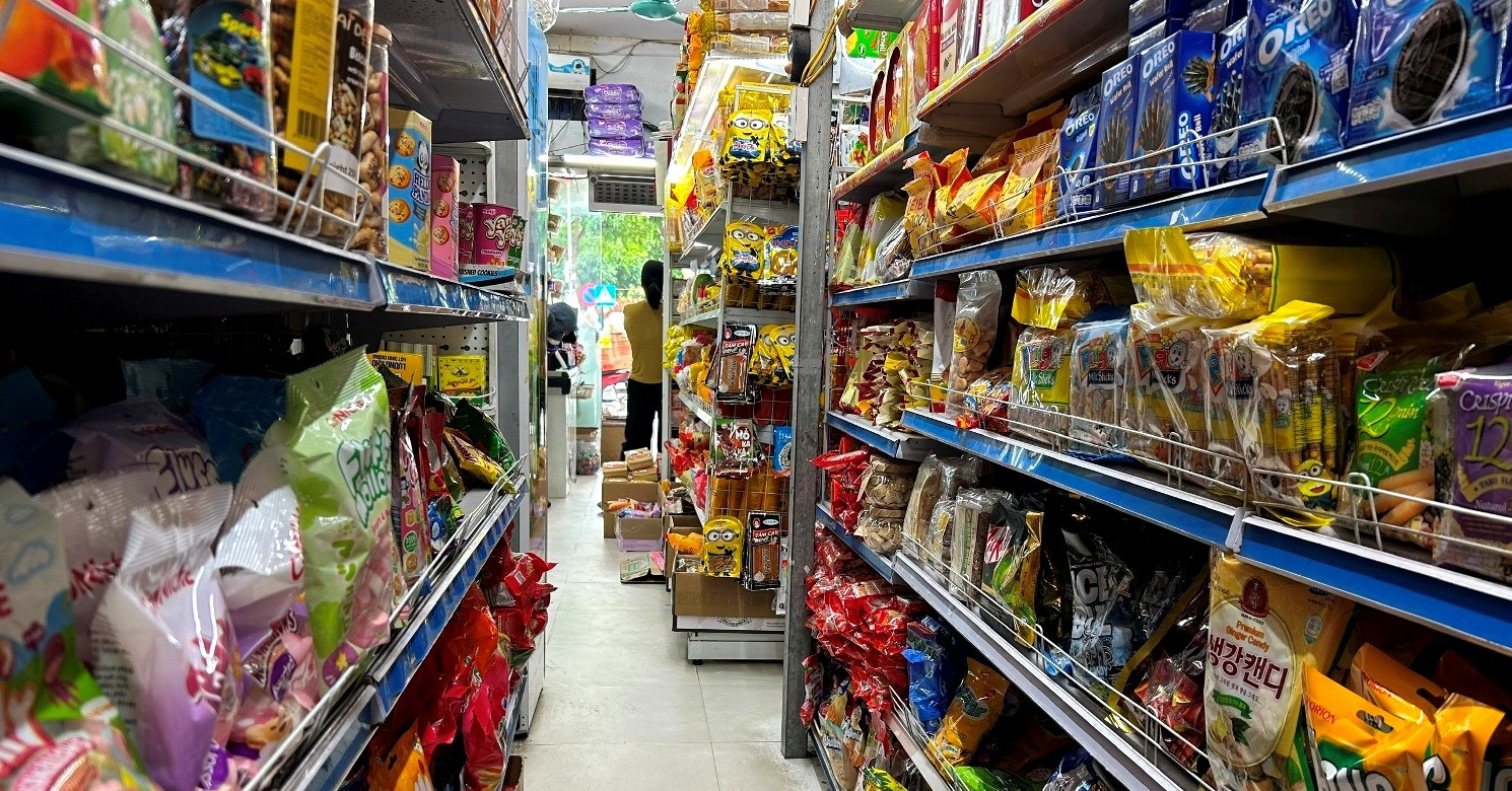 Bán hàng tại cửa hàng lẫn sàn online, hộ kinh doanh khai thuế thế nào?