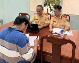 CSGT TPHCM
2.jpg