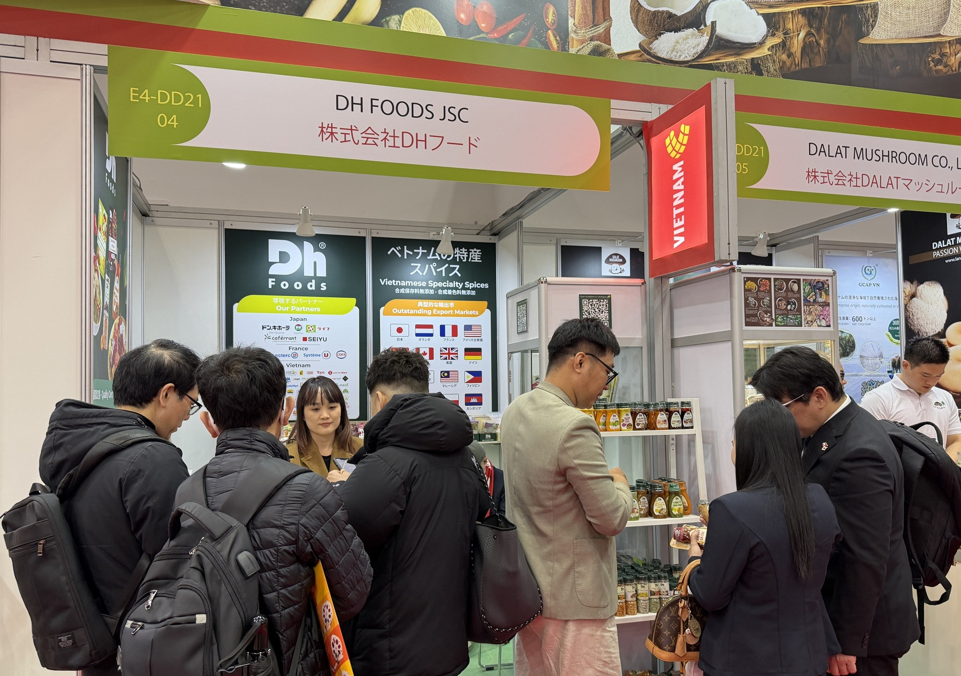 DH ảnh 2 + Thumb.jpg