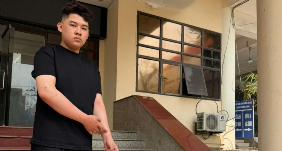 Đột nhập căn hộ chung cư của họ hàng, dùng máy cắt phá két sắt trộm 5 cây vàng