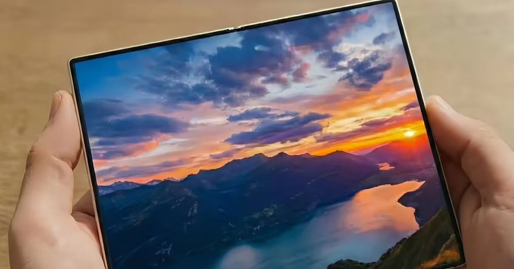 Galaxy Z Wide Fold đối đầu iPhone gập: ‘Canh bạc’ lớn của Samsung