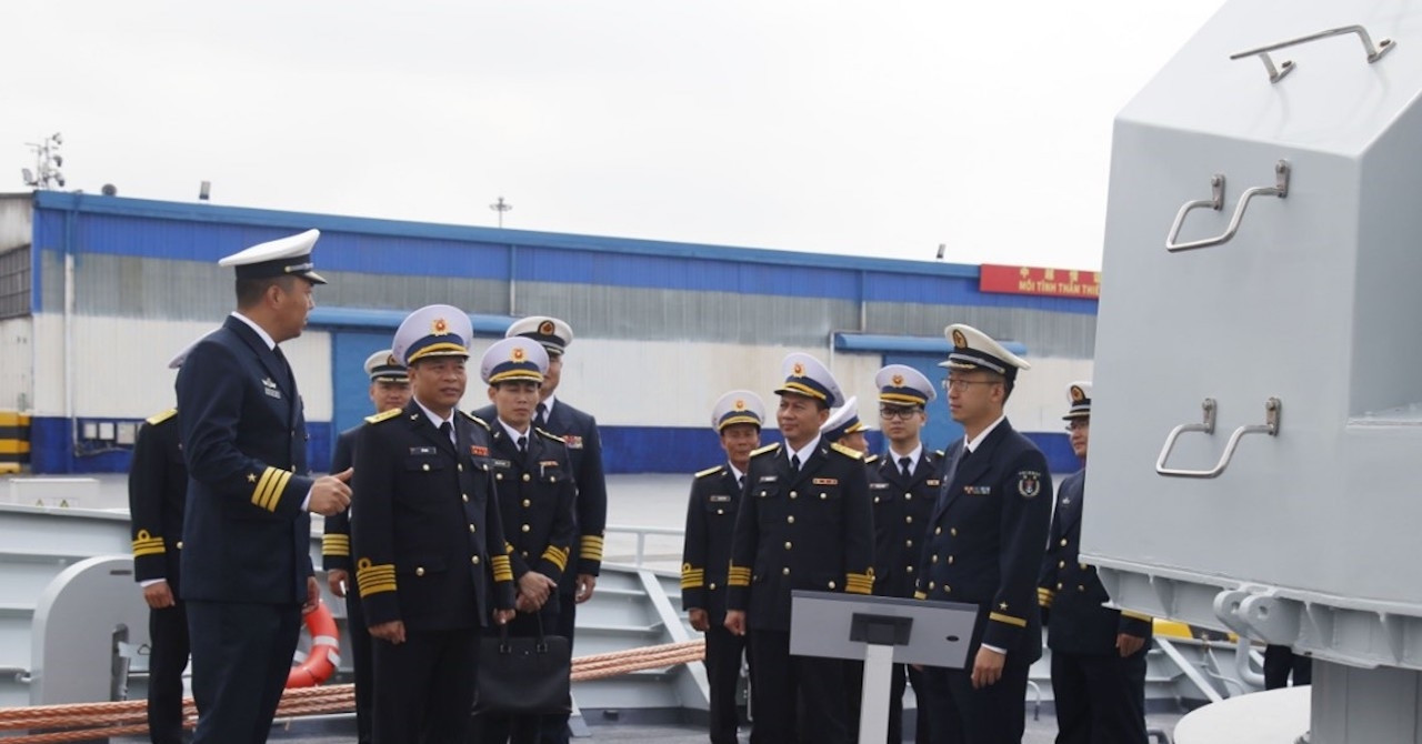 Hải quân Việt Nam - Trung Quốc lần đầu bắn đạn thật huấn luyện chống cướp biển