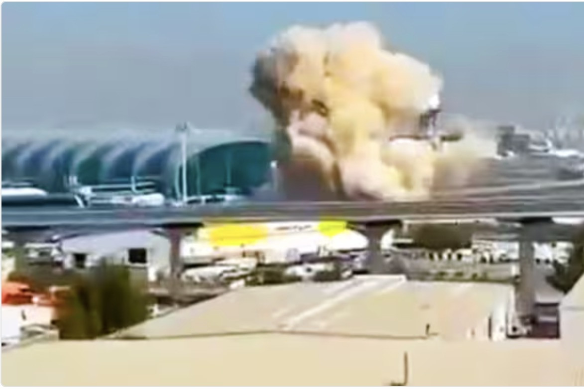 Iran tấn công láng giềng Vùng Vịnh, tiếp tục siết chặt vận chuyển dầu mỏ