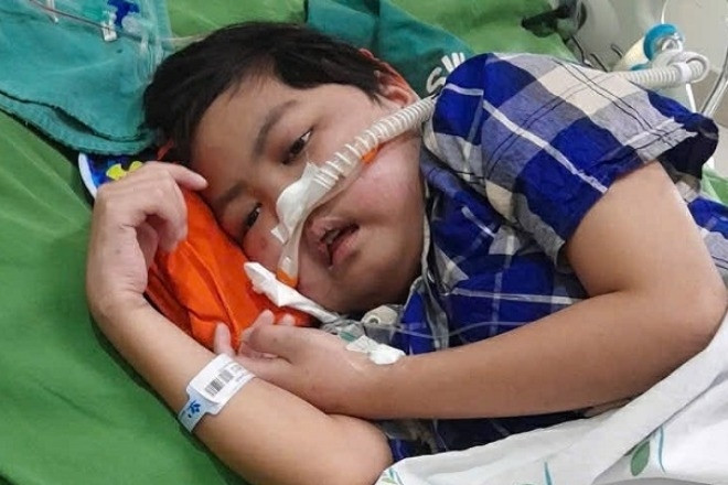 Mắc bệnh nguy kịch, cậu bé 10 tuổi cần ghép tủy để giành lại sự sống