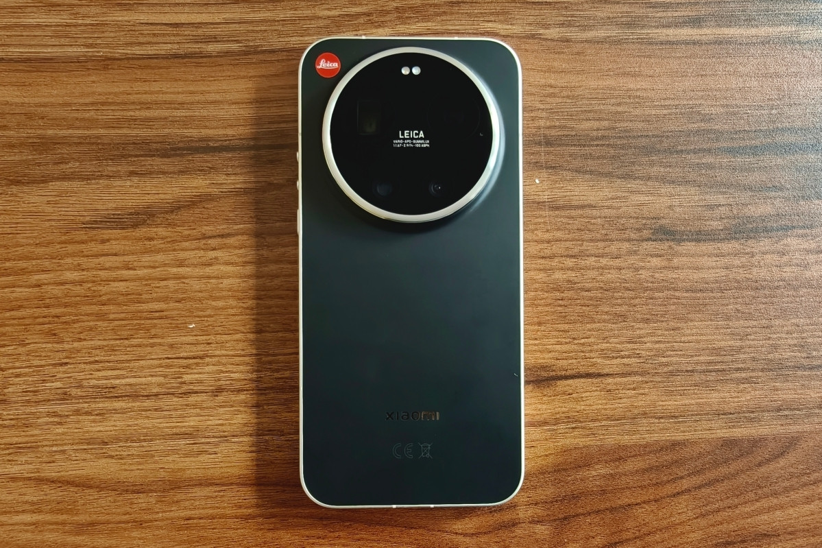 Người dùng Việt thích mua các smartphone phiên bản cao cấp