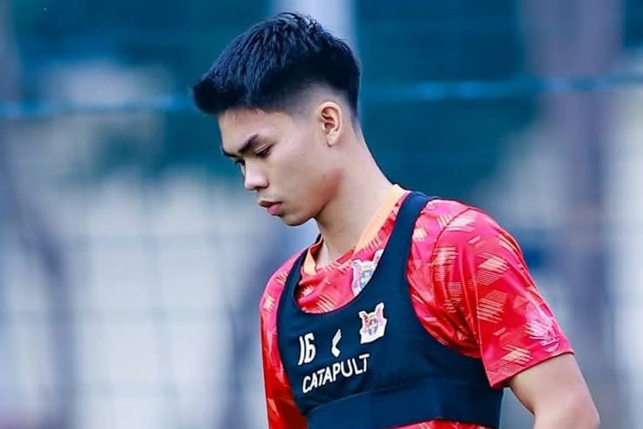 Trò cưng HLV Kim Sang Sik nhập viện, lỡ hẹn U23 Việt Nam