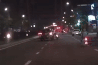 Bản tin chiều 17/3: Cảnh sát truy tìm tài xế ô tô gây tai nạn rồi bỏ chạy