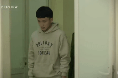 'Bước chân vào đời' tập 11: Em trai Thương bị công an bắt liên quan đến mẹ Quân