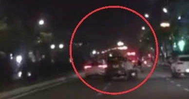 Cảnh sát truy tìm tài xế ô tô gây tai nạn rồi bỏ chạy