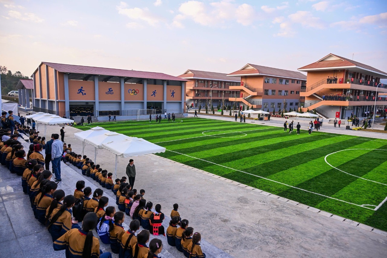 Đầu tư trường nội trú liên cấp khu vực biên giới không chỉ dừng lại ở việc xây dựng cơ sở vật chất, mà hướng tới hình thành một hệ sinh thái giáo dục hoàn chỉnh. (1).jpeg