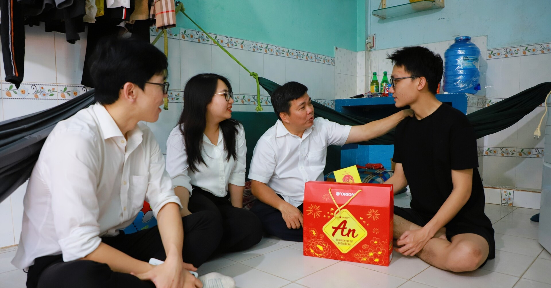 EVNGENCO3 - 4 năm bền bỉ chung tay chăm lo các em học sinh mồ côi do Covid-19