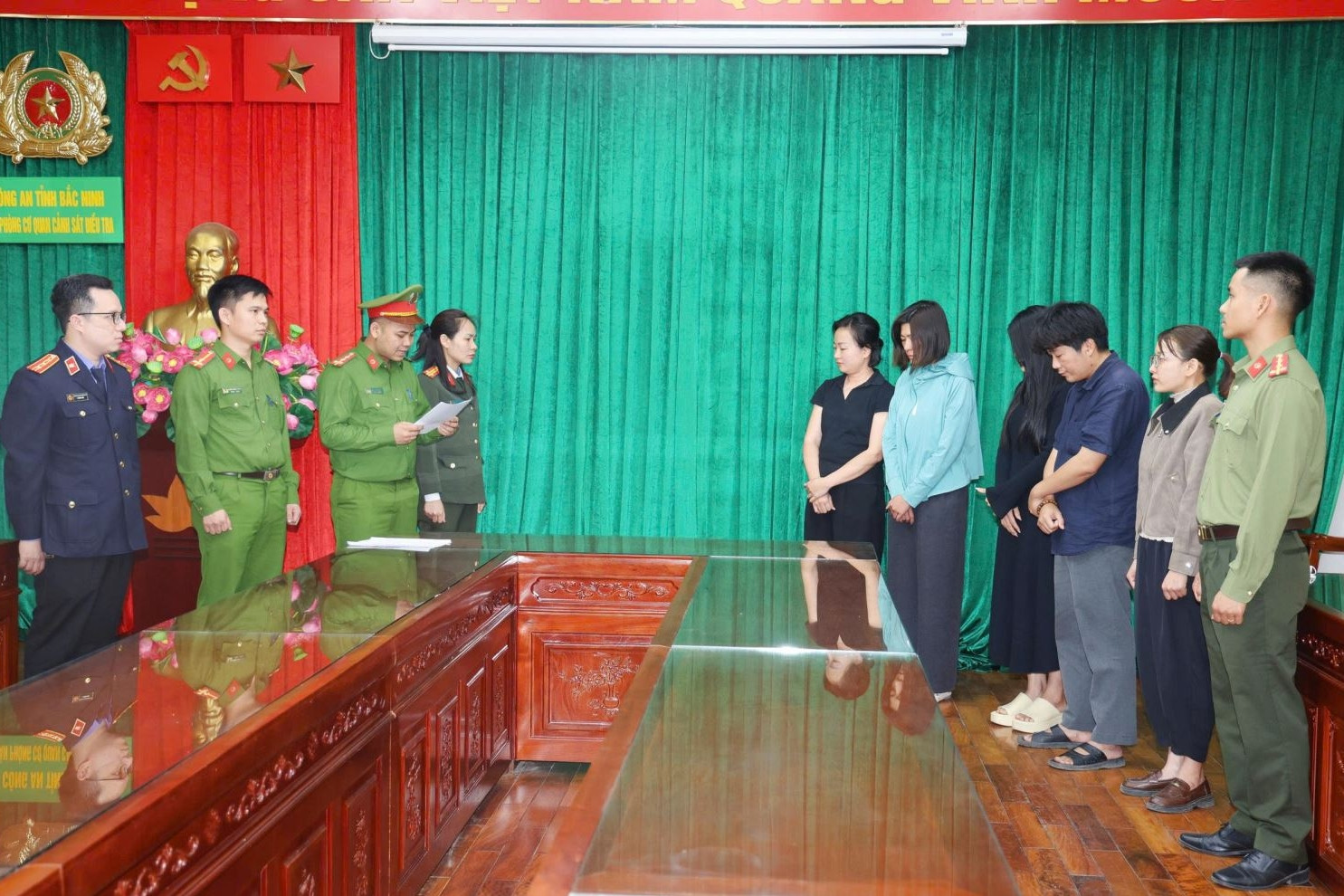 Khởi tố 5 đối tượng làm giả hồ sơ mua nhà ở xã hội tại Bắc Ninh