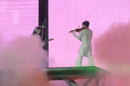  Negav nhảy điêu luyện, ‘Em xinh’ cao 1,76m song tấu bốc lửa với buitruonglinh 