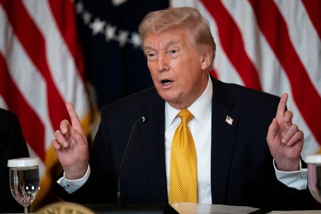  Ông Trump chỉ trích đồng minh vì từ chối điều chiến hạm đến eo biển Hormuz 