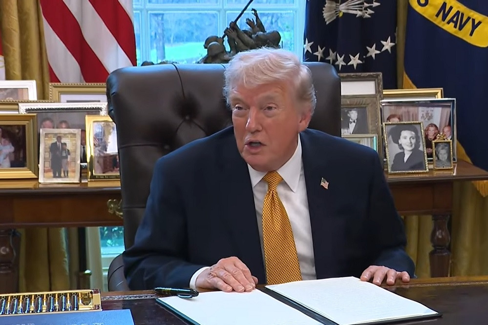 Ông Trump đề nghị hoãn gặp Chủ tịch Trung Quốc Tập Cận Bình