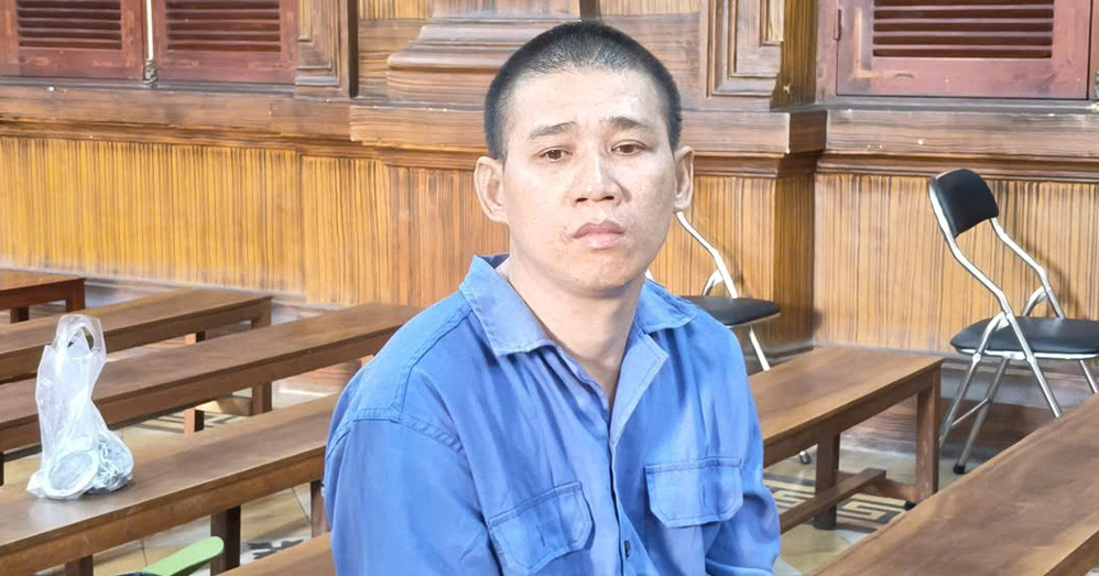 Sau cuộc nhậu, người đàn ông đâm tử vong đồng nghiệp