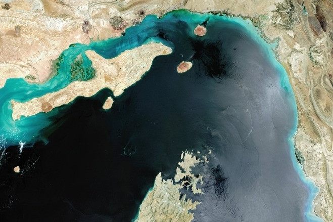 Tàu thuyền của những quốc gia nào đã đi qua eo biển Hormuz?