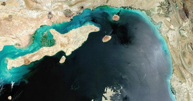 Tàu thuyền của những quốc gia nào đã đi qua eo biển Hormuz?