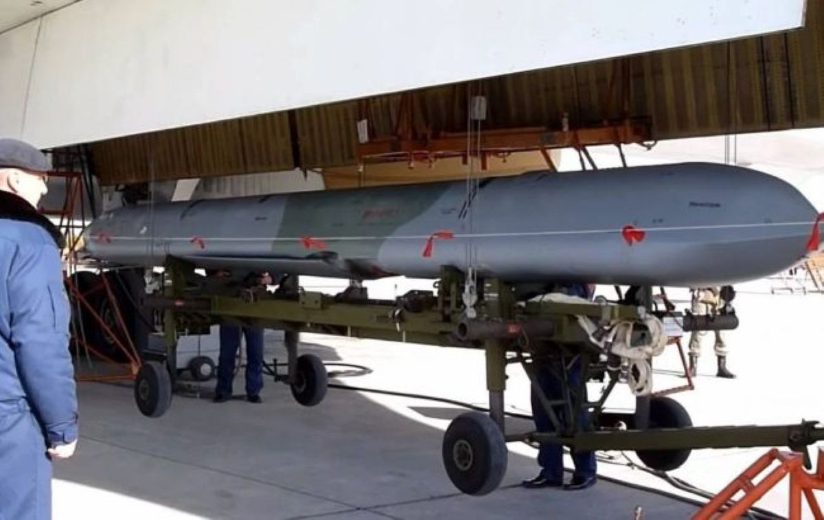 Tên lửa Kh 101P Nga.jpg