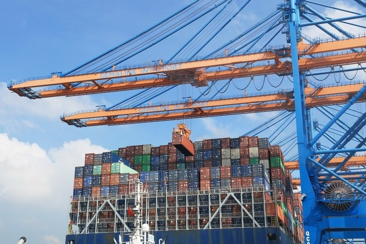 Thủ tướng: Đẩy mạnh xuất khẩu, mở rộng thị trường trong năm 2026