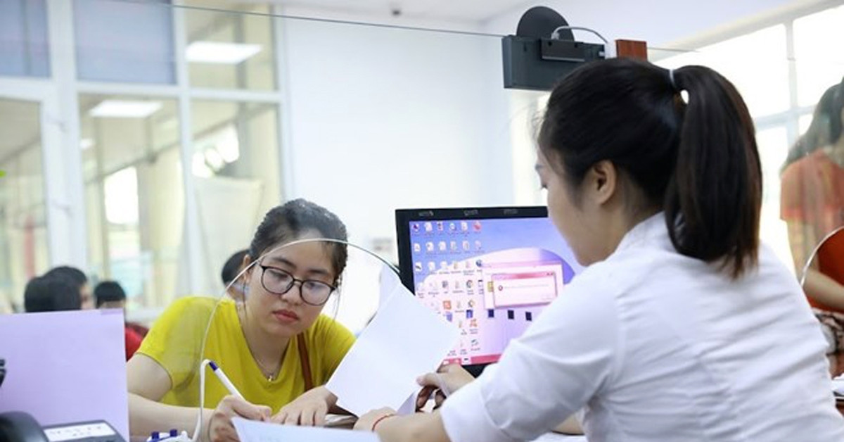 Viên chức chuyển đơn vị có phải ký lại hợp đồng?