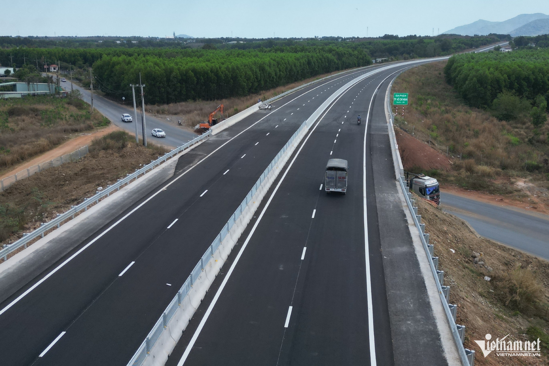 W-cao toc bien hoa vung tau (3).jpg