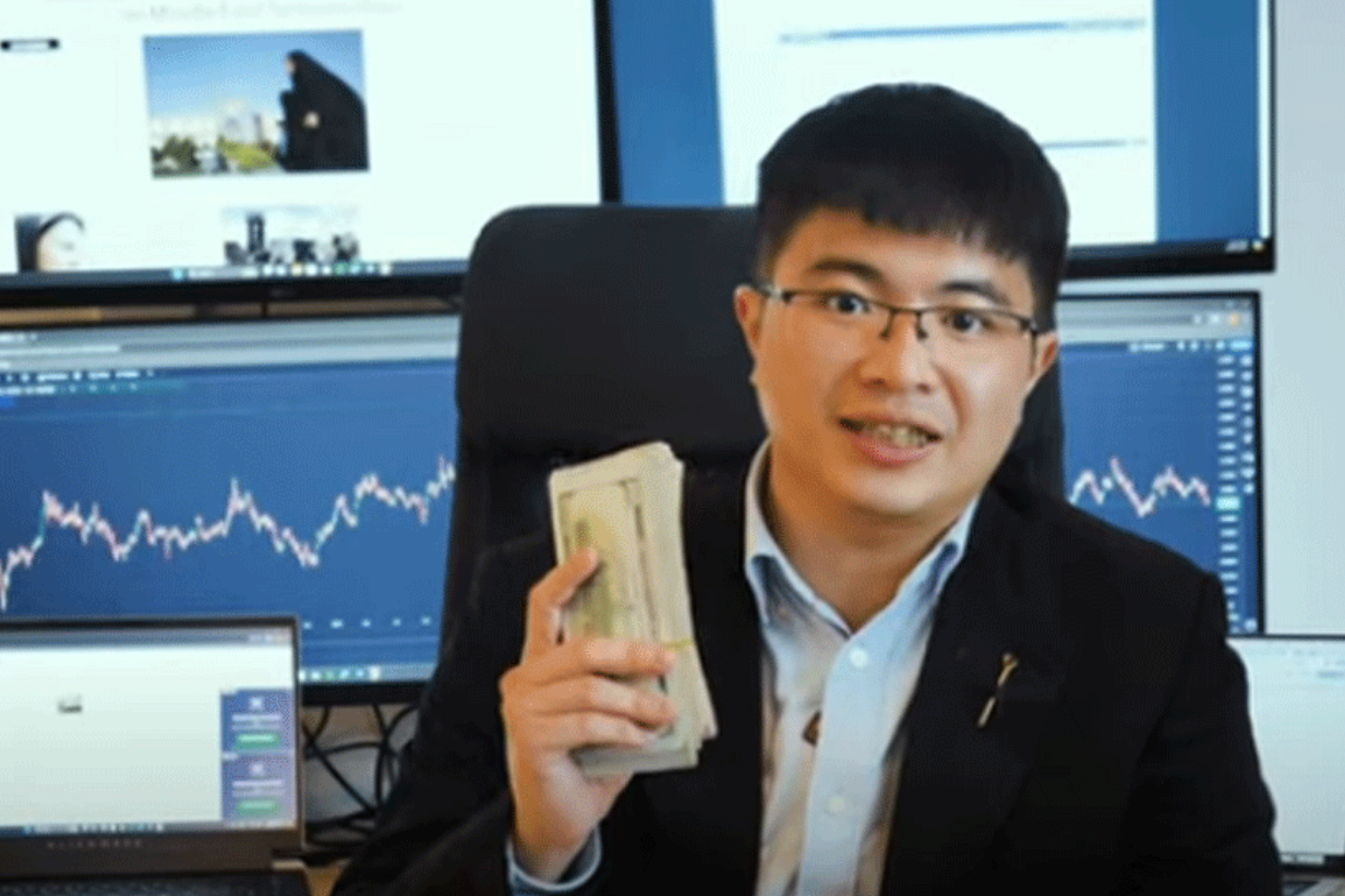 Bố Phó Đức Nam bị lừa hàng tỷ đồng khi lo điều trị tâm thần cho con