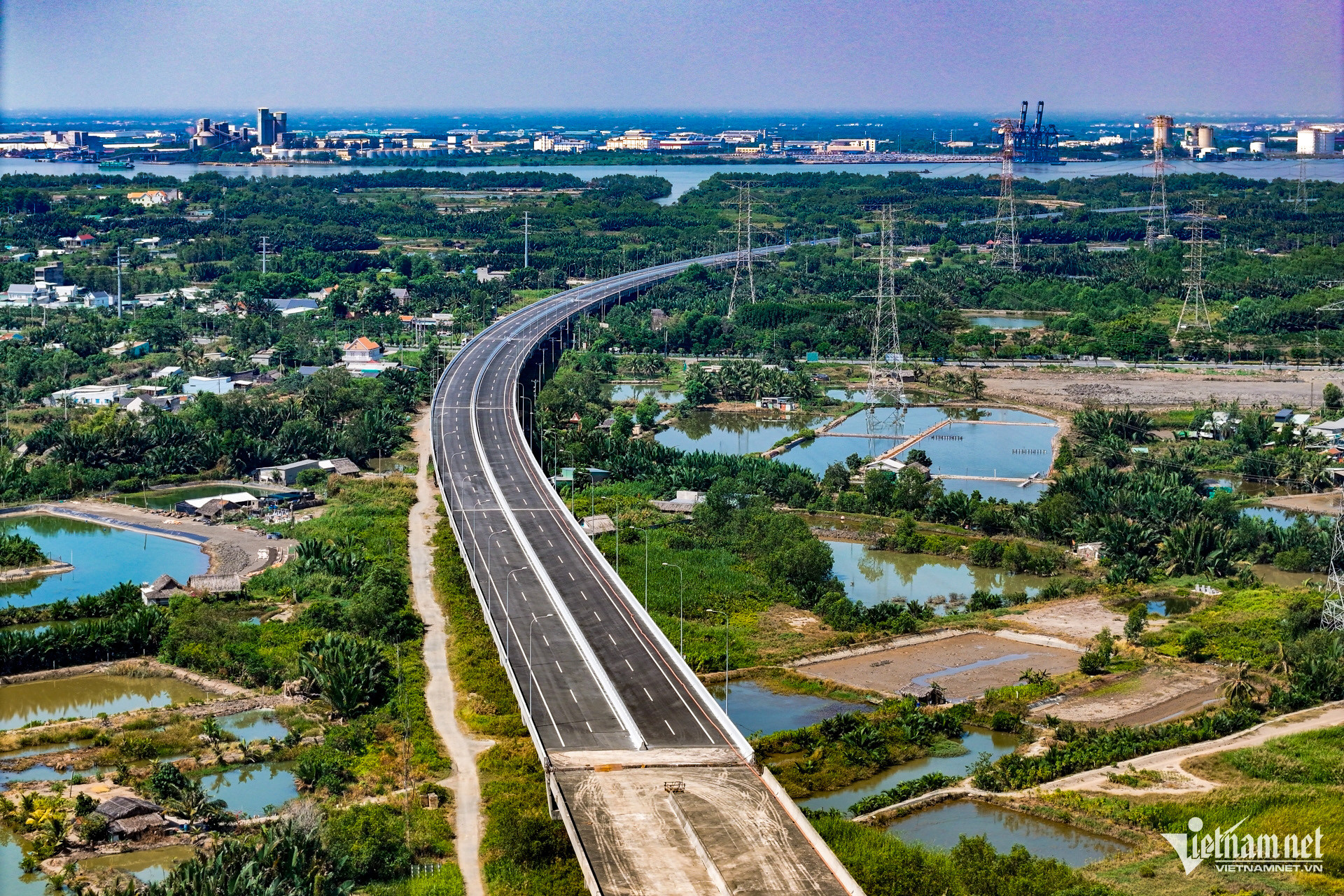 cau phuoc khanh nguyen hue 11 2660.jpg
