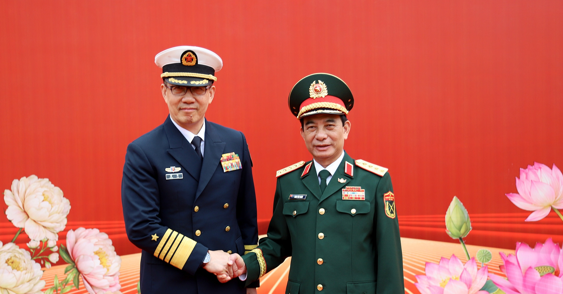 Đại tướng Phan Văn Giang đón Bộ trưởng Quốc phòng Trung Quốc ở biên giới