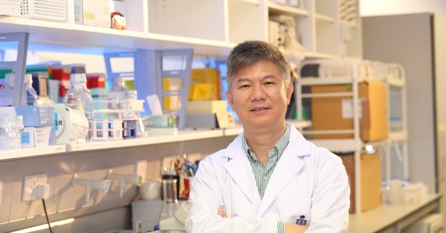 Giáo sư trường danh tiếng bị truy tố vì bê bối hối lộ 'chạy' suất học thạc sĩ