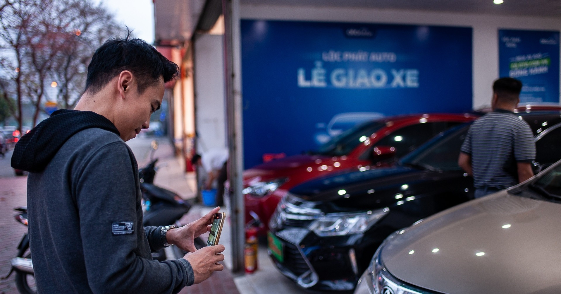 Lương tháng 20 triệu đồng ở thành phố, có nên 'mơ' ô tô?