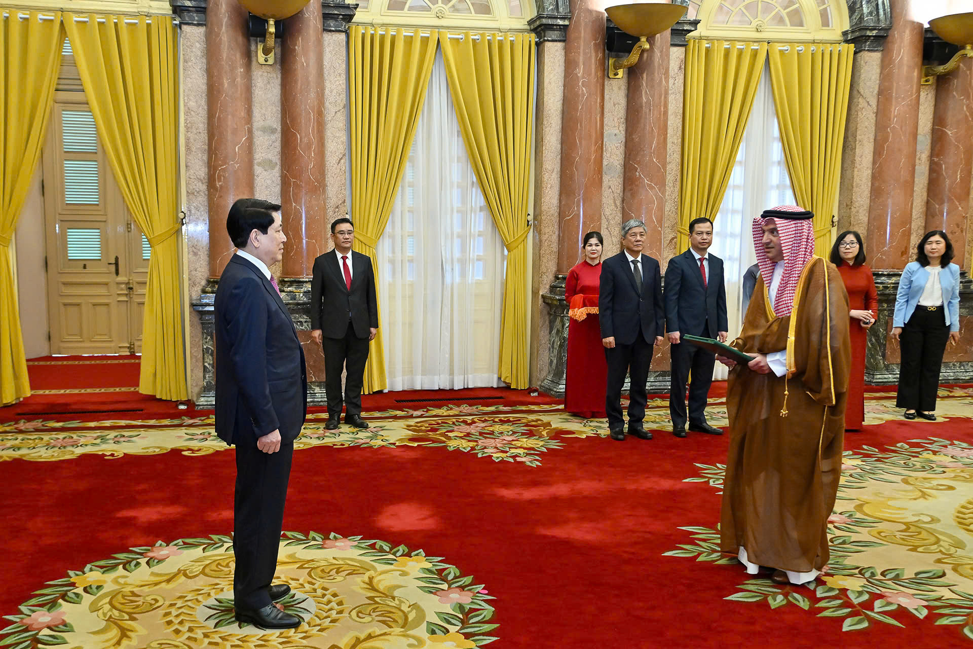 Thamer Mohammed al Gosaibi 5.jpg