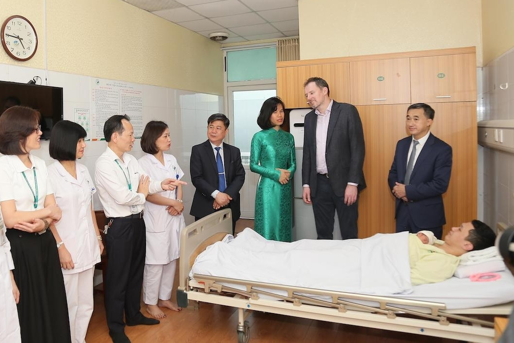 Thứ trưởng Bộ Y tế chỉ ra khoản đầu tư hiệu quả nhất cho tương lai