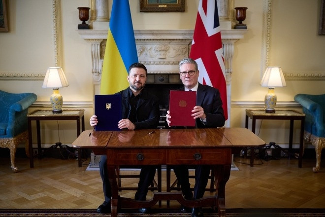 Thủ tướng Anh nói Ukraine vẫn là trọng tâm chú ý bất chấp xung đột Iran