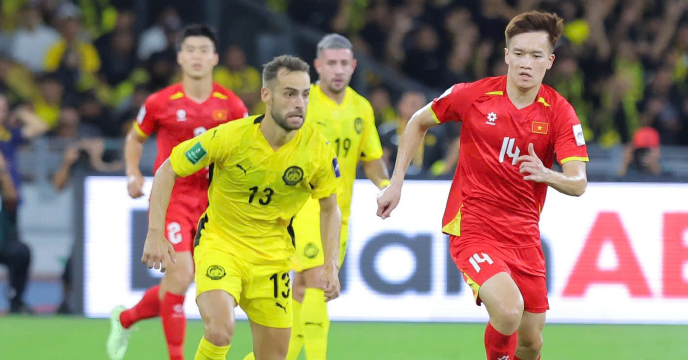 Tuyển Việt Nam mạnh nhất hàng công, thắng thuyết phục Malaysia