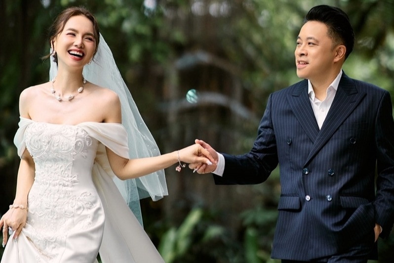 Bật mí về cặp vợ chồng 'hiếm có khó tìm' Victor Vũ và Đinh Ngọc Diệp